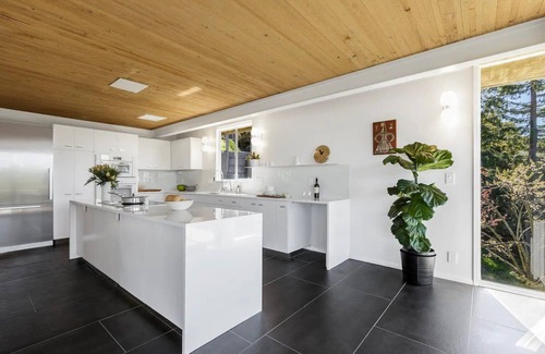 San Rafael House | Iconic Case Study House #26, with world-class destinations at your doorstep