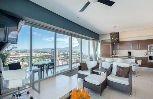 North Hotel Zone Apartment | ICONTower2-1401 Icon - Panoramic Views Ocean, Beach, Best Pool