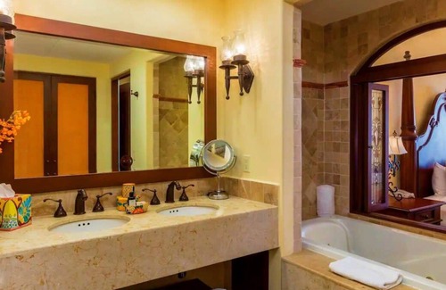 Cabo Bello Apartment | Ideal 1BR Suite + $5K Value Membership at Cabo