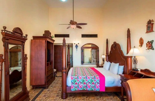 Cabo Bello Apartment | Ideal 1BR Suite + $5K Value Membership at Cabo
