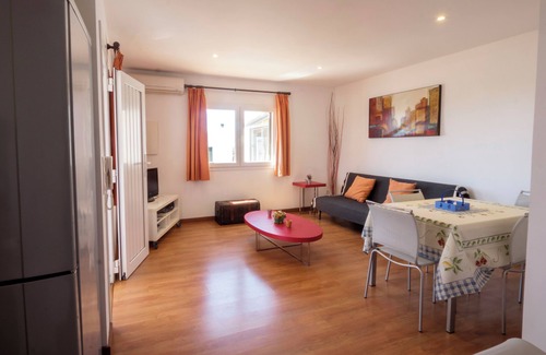 Cala'n Bosch Apartment | Ideal apartment close to the Artrutx lighthouse and its beaches.