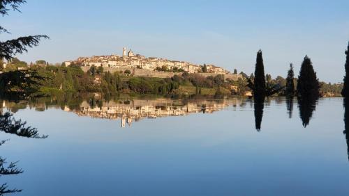 Saint-Paul-de-Vence Apartment | Ideal BnB