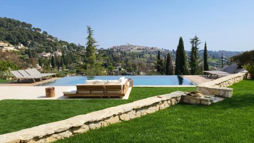 Saint-Paul-de-Vence Apartment | Ideal BnB