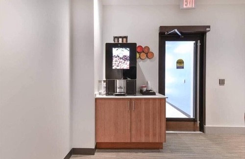 Chinatown Apartment | Ideal Boston 2BR w/W/D | near Chinatown T | by Blueground