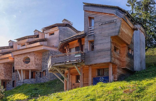 Avoriaz Ski Chalet | Ideal chalet for 10 in Avoriaz with sauna, fireplace, and ski-in/ski-out access