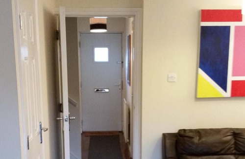 Livingston House | Ideal commuter house for Central belt of Scotland