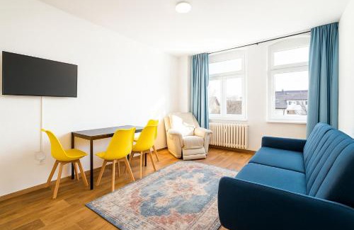 Halle Apartment | Ideal für Monteure 3 Zimmer Apartment mit Küche, Waschmaschine, Bad, WiFi, Flat TV usw