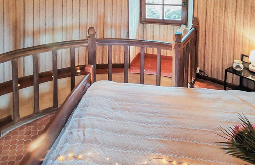 Roquecor House | Ideal for a couple, this converted windmill offers sweeping views across fields to distant hills.