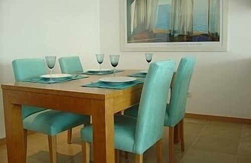 Sao Martinho do Porto Apartment | Ideal For Couples wanting a luxurious base to explore the region from