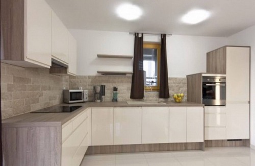 Valbandon Villa | Ideal for large families with children, sauna, whirlpool, outdoor pool, children's pool