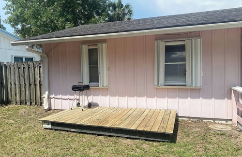 Carrabelle House | Ideal getaway for fishing enthusiasts, golfers, and beach lovers!