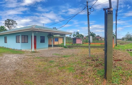 Penas Blancas House | Ideal House for Families, just 10 minutes from La Fortuna de San Carlos.