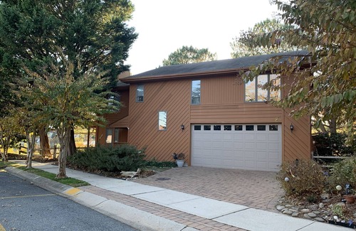South Rehoboth House | Ideal location on Silver Lake, 3 blocks from beach, shopping, park+