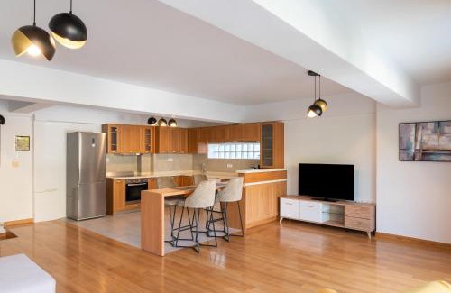 Mets Apartment | Ideal Maisonette next to Kallimarmaro Stadium