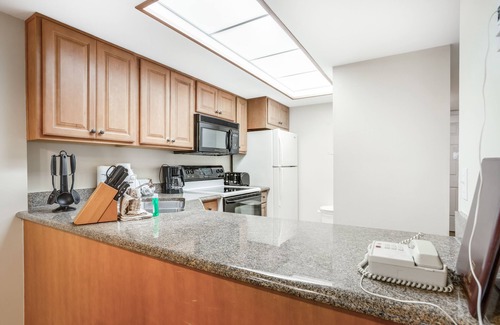 Park Shore Condo | Ideal Naples Getaway W/Shared Pool, Tennis Courts, & Central AC