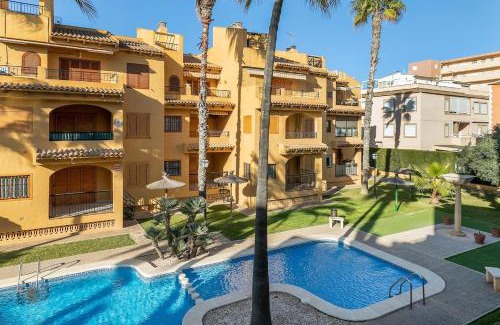 La Mata Apartment | IDEAL para VERANO con PISCINA e INVIERNO con COCINA de LEÑA