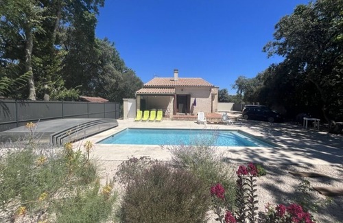 Saint-Didier House | Ideal summer house: swimming pool, air conditioning, shady garden and pétanque!