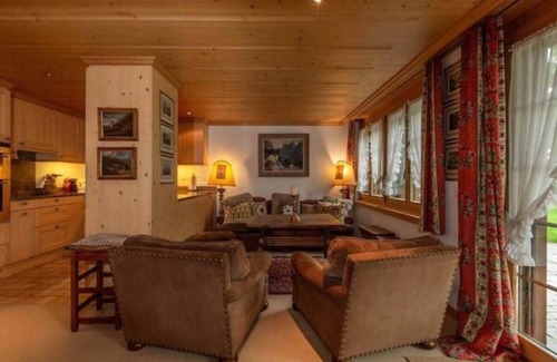 Saanen Apartment | Ideally Located Ground Floor Flat in Saanen Center