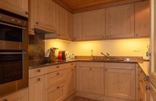Saanen Apartment | Ideally Located Ground Floor Flat in Saanen Center