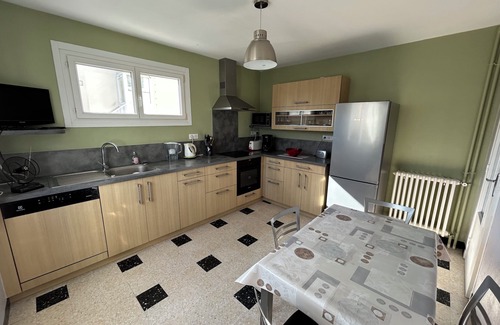 Crozon House | Ideally located in the heart of Crozon in a quiet area