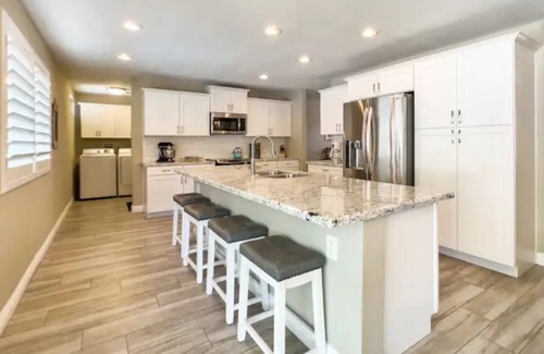 Park Scottsdale One House | Ideally located Old Town home w/heated pool