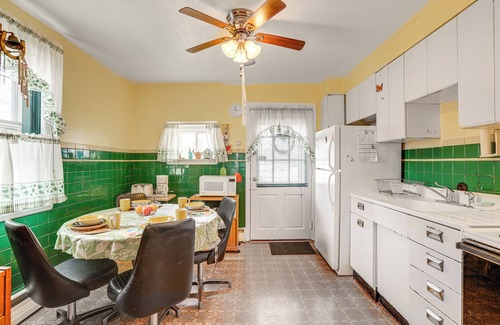 Villas House | Ideally Located Villas Home: 2 Mi to Beaches!