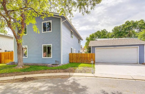 Trendwood and Frankline Square Bed & Breakfast | Ideally Located Westminster Home - Sleeps 13!