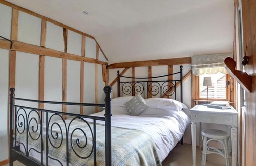 Cranbrook House | Iden Green Farm Stables