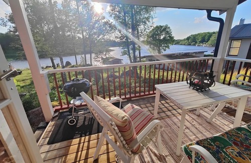 Vasteras Cabin | Idyll by Lake Mälaren