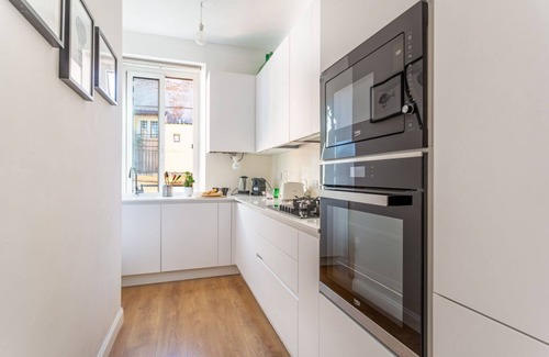 Esquilino Apartment | iFlat | Charming Vintage Apartment in Esquilino
