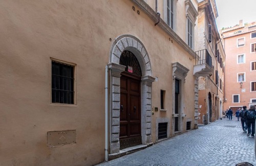 Rome City Centre Apartment | iFlat | Elegant and Luxury Apartment near Pantheon