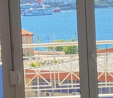 Igoumenitsa Apartment | Igoumenitsa heart flats to let Mariasroom studios appart seaside-city Spyropoulos