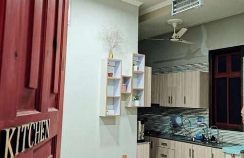 Velidhoo House | IKHFA Guesthouse