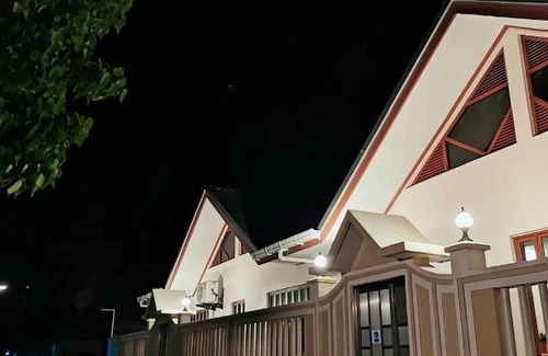 Velidhoo House | IKHFA Guesthouse