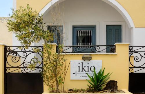 Pyrgos Hotel | Ikio Concept Santorini