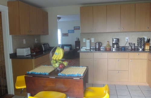 Revere Apartment | Ikram's Place so close to Boston, Subway & Logan international Airport