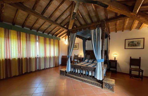 Simignano Villa | Il Boschetto wonderful villa for 5 people with splendid swimming pool