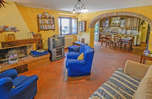 Cortona House | Il Farinaio by Interhome