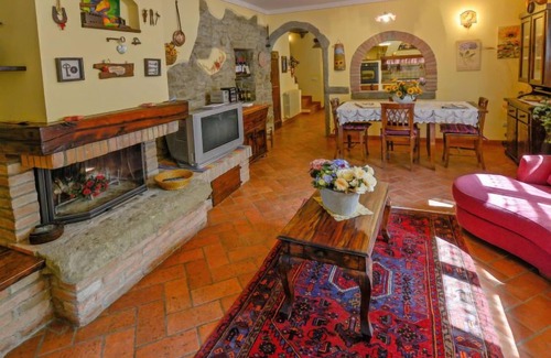 Cortona House | Il Farinaio by Interhome