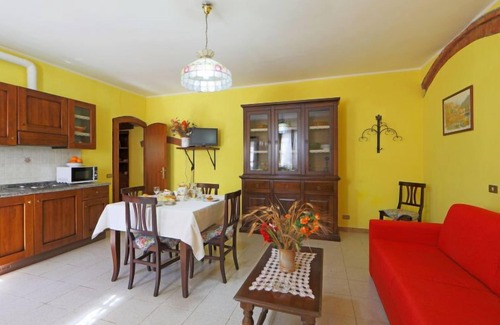 Alberi Apartment | Il Gelsomino by Interhome