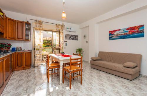 Fondachello Apartment | Il Giardino Delle Ninfe Sea