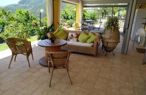 Carozzo Bed & Breakfast | Il Murice