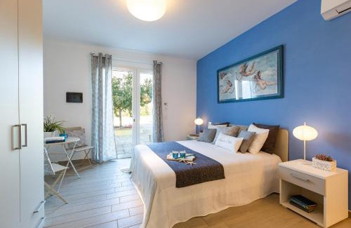 Cecina Villa | IL NOCCIOLO 12, Emma Villas