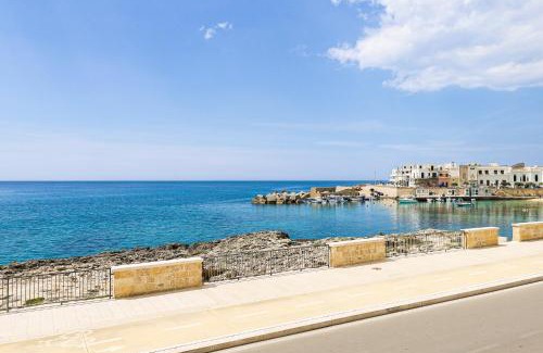 Santa Caterina House | Il Pittosforo by Casa di Marco AP16