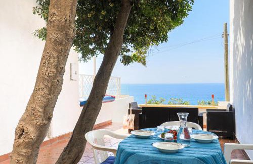 Santa Caterina House | Il Pittosforo by Casa di Marco AP16