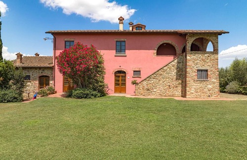 Marciano della Chiana Apartment | "Il Querciolo" Apartment "Carnovalino" for 2 people in a farmhouse in Valdichiana, in the heart of Tuscany