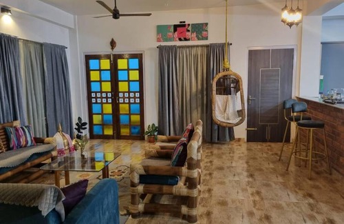 Gauhati Apartment | ILA’s place-Luxe Stay,23 mins frm Guwahati Airport