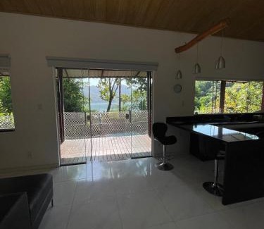 Ilha Grande House | IlhaGrandeCasaVistaMar, Saco do Céu , Ilha Grande