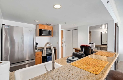 Waikiki Condo | Ilikai 1802 Ocean Views 2 Q Bed,1 Q SofaBed