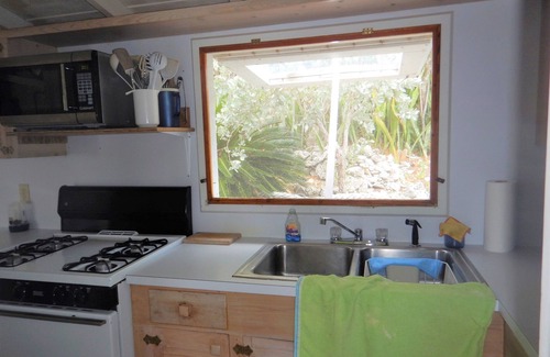 Man O War Cay Cottage | Imagine Waking up Here! - Arawak Cottage - Eastern Harbour-Mow